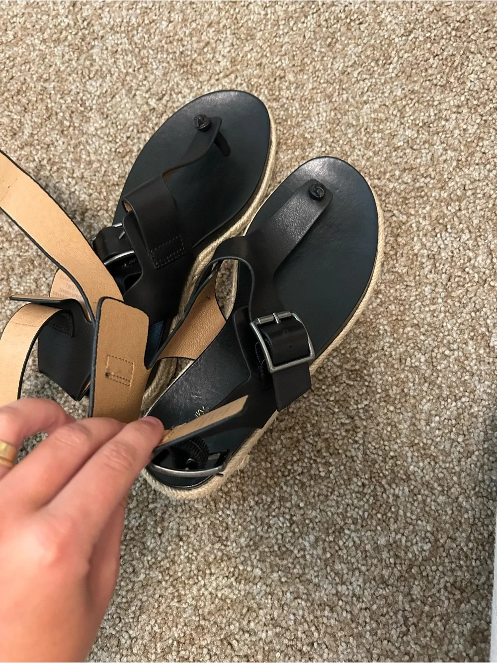 Black Women's Leather Toe-Post Sandals